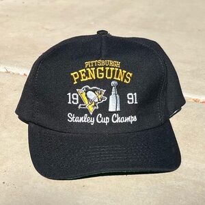 Mens Vintage 90s NHL Pittsburgh Penguins Black Hockey Snap Back Hat Blk Yellow